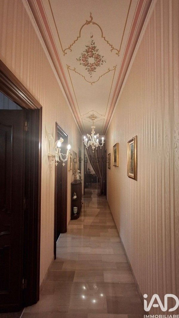 appartamento in vendita a Savona in zona Centro Storico