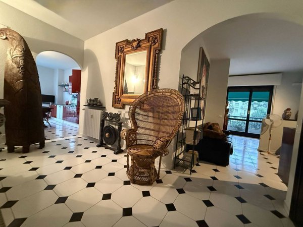 appartamento in vendita a Savona in zona Centro Storico