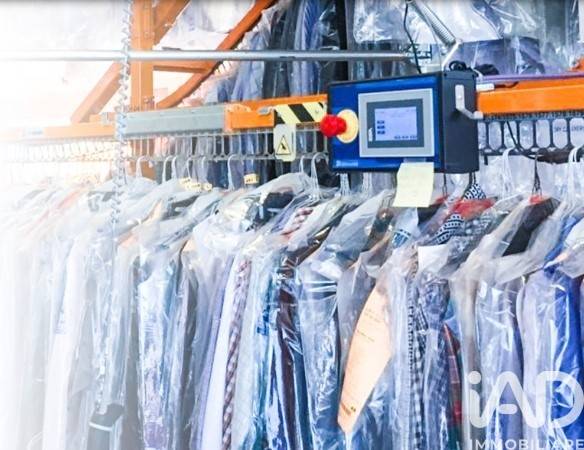 ufficio in vendita a Savona in zona Centro Storico