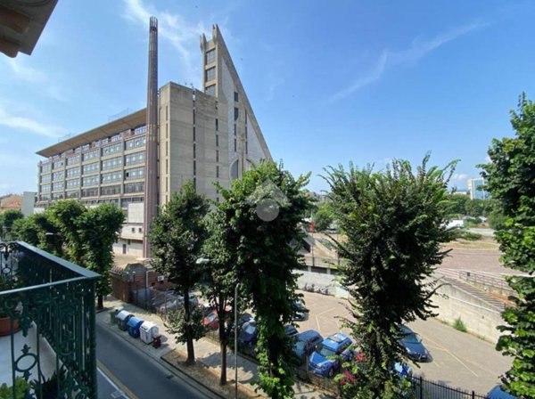 appartamento in vendita a Savona in zona Centro Storico