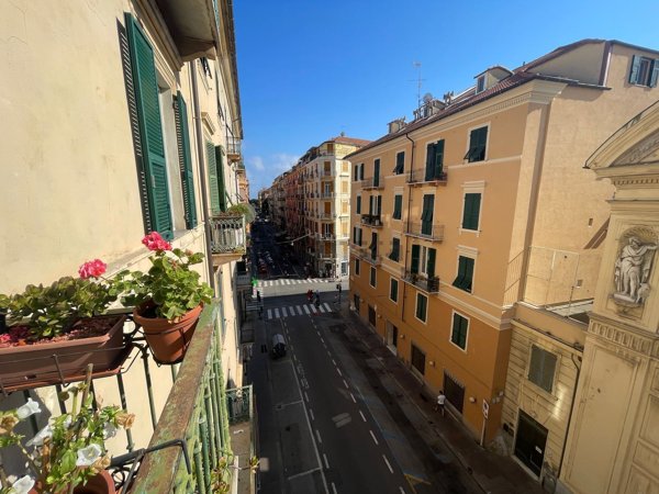 appartamento in vendita a Savona