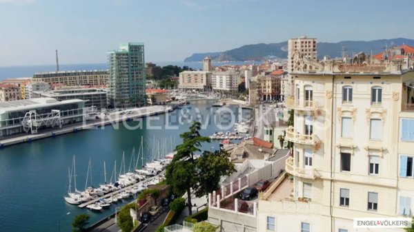 appartamento in vendita a Savona