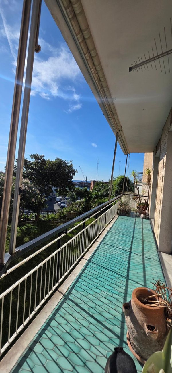 appartamento in vendita a Savona in zona Centro Storico