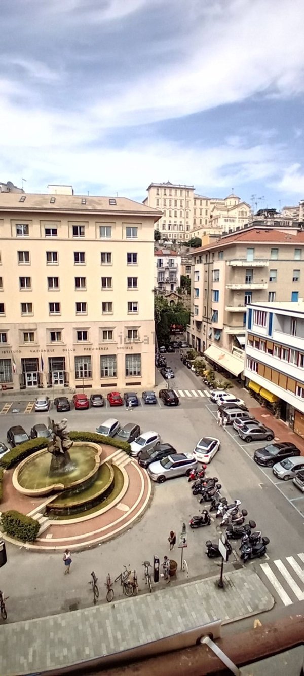 appartamento in vendita a Savona