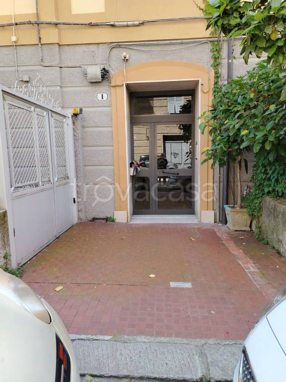 appartamento in vendita a Savona in zona Centro Storico