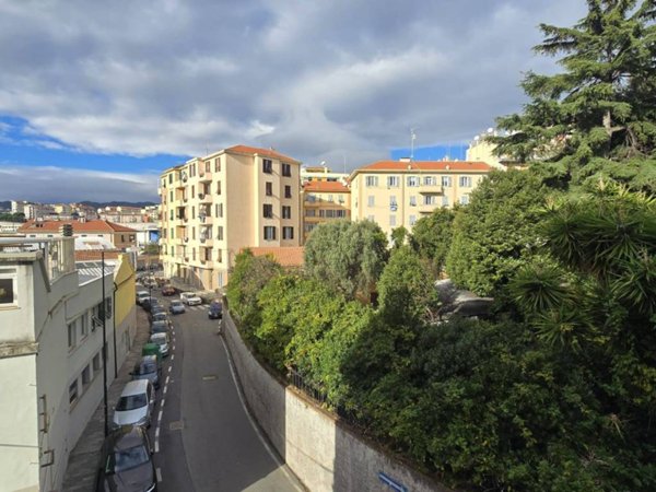 appartamento in vendita a Savona