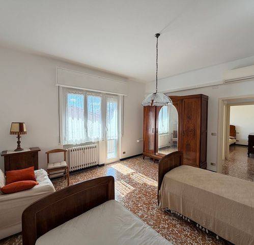 appartamento in vendita a Savona in zona Centro Storico