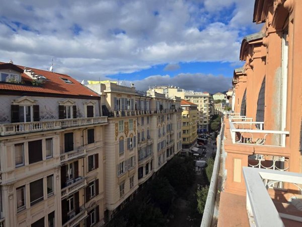 appartamento in vendita a Savona in zona Centro Storico