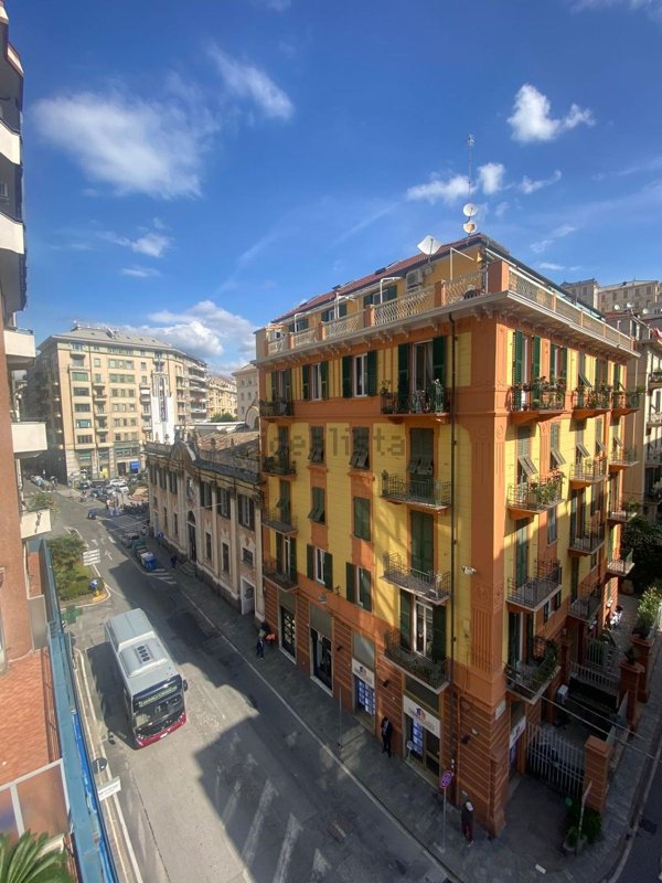 appartamento in vendita a Savona in zona Centro Storico