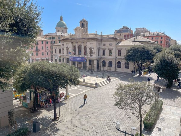 appartamento in vendita a Savona in zona Centro Storico
