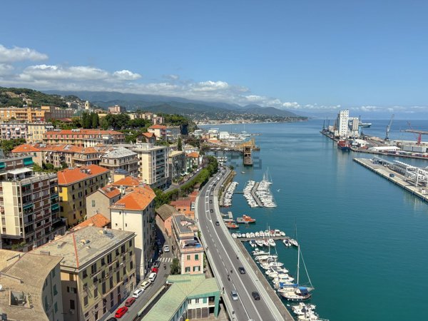 appartamento in vendita a Savona in zona Centro Storico