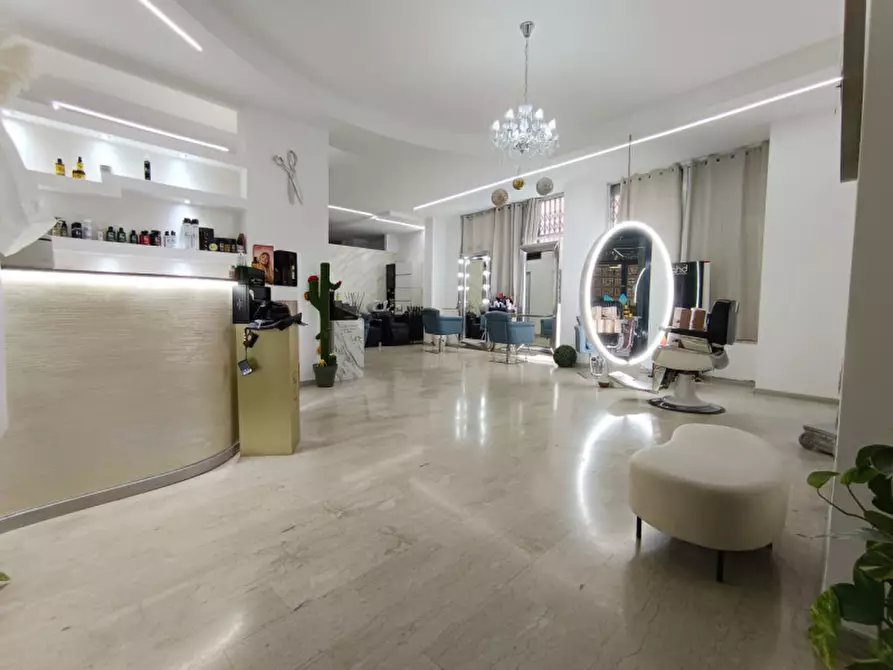 negozio in vendita a Savona