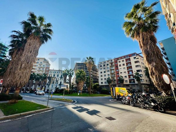 appartamento in vendita a Savona in zona Centro Storico