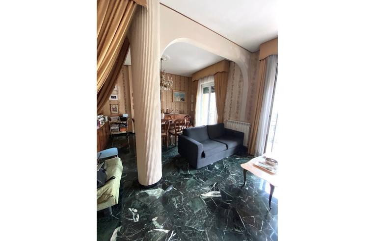 appartamento in vendita a Savona in zona Centro Storico