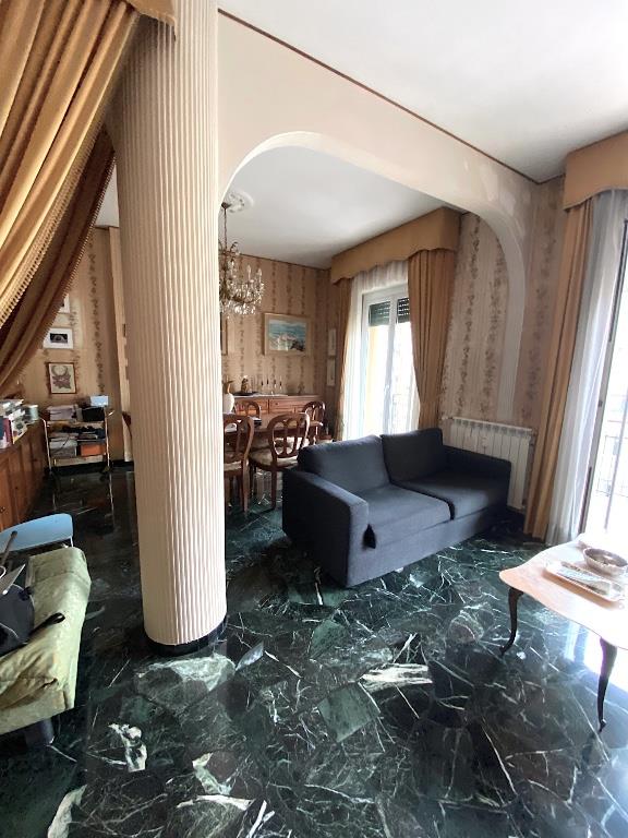 appartamento in vendita a Savona in zona Centro Storico