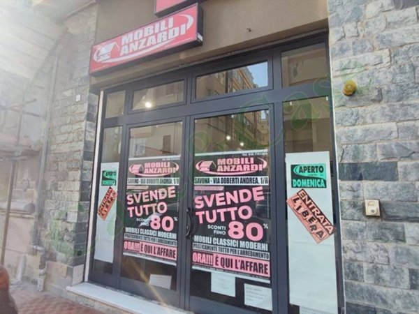 negozio in vendita a Savona