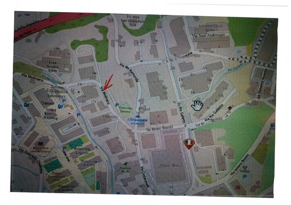 locale commerciale in vendita a Savona