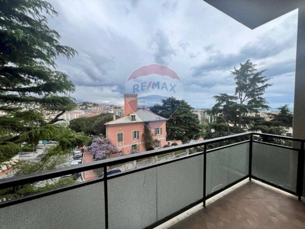 appartamento in vendita a Savona