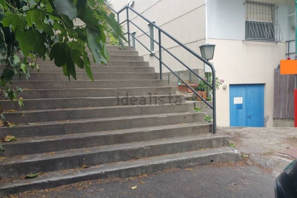 locale di sgombero in vendita a Savona