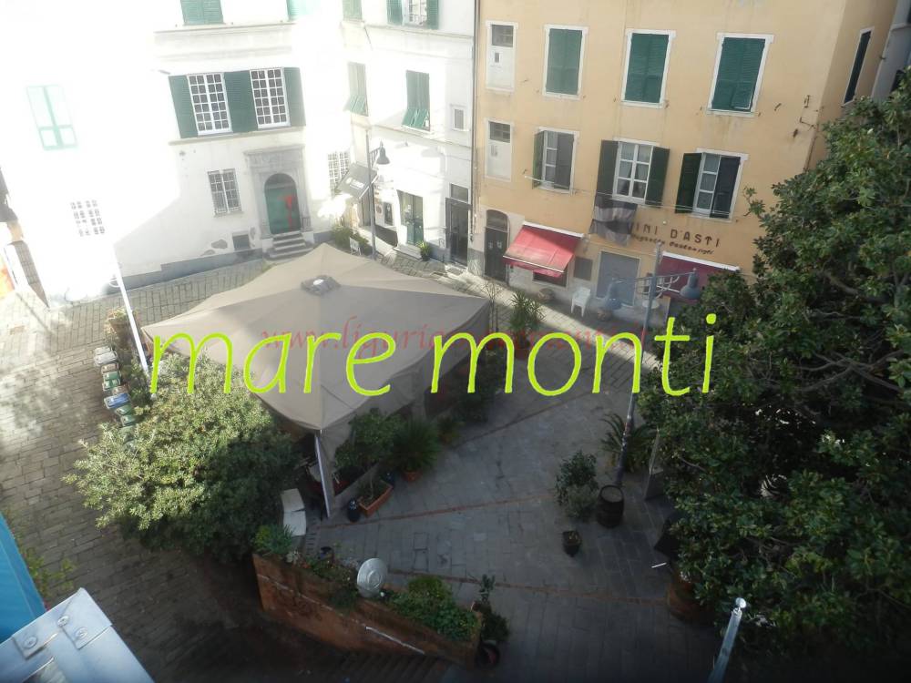 appartamento in vendita a Savona in zona Centro Storico