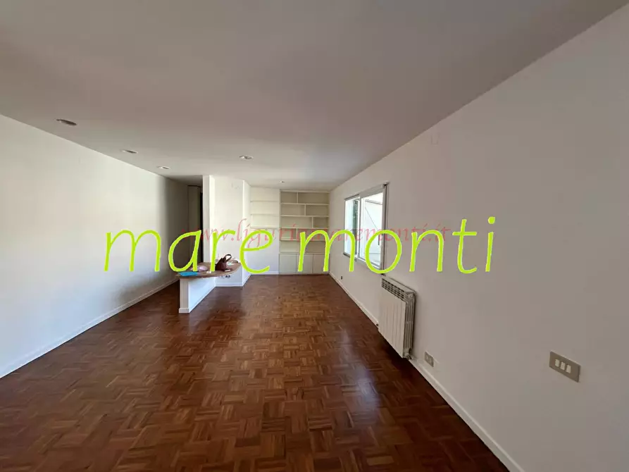 appartamento in vendita a Savona in zona Centro Storico
