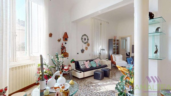 appartamento in vendita a Savona in zona Centro Storico