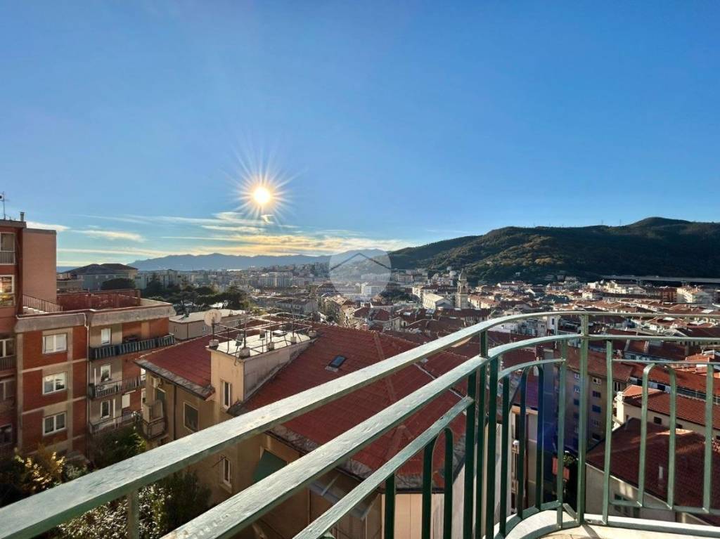 appartamento in vendita a Savona