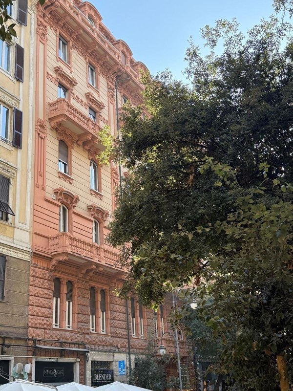 appartamento in vendita a Savona in zona Centro Storico