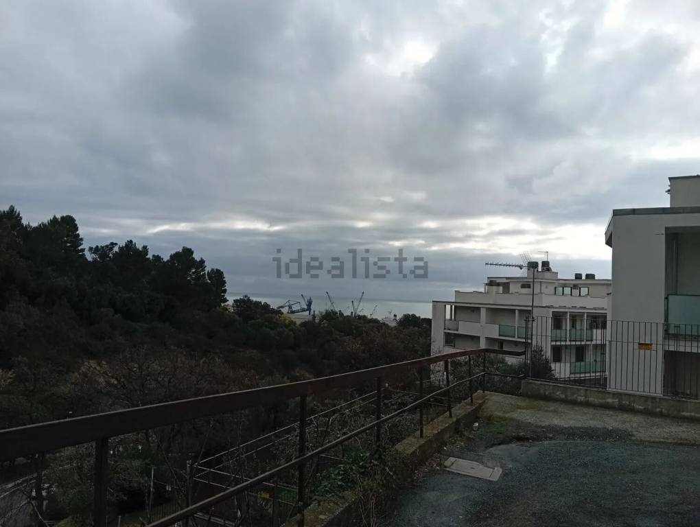 appartamento in vendita a Savona