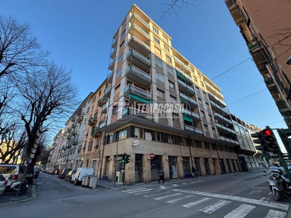 appartamento in vendita a Savona in zona Centro Storico