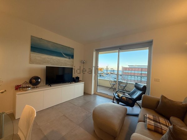 appartamento in vendita a Savona in zona Centro Storico