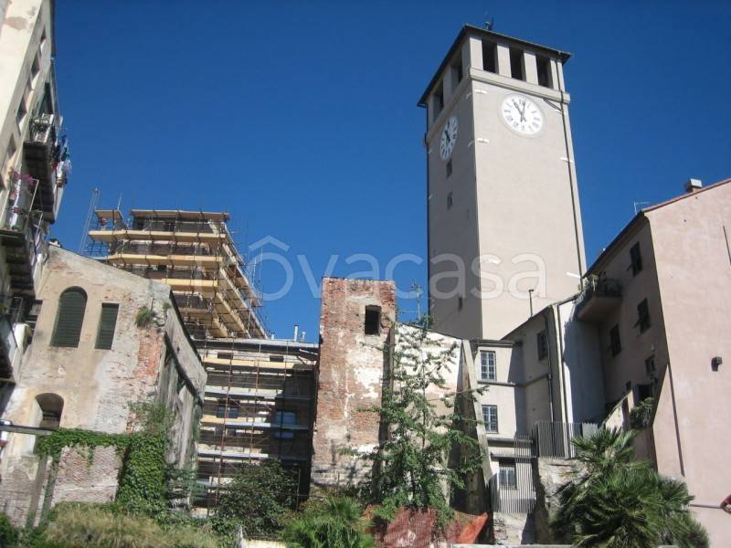 appartamento in vendita a Savona in zona Centro Storico