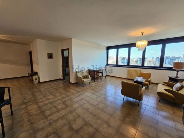 appartamento in vendita a Savona in zona Centro Storico