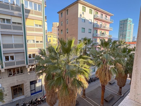 appartamento in vendita a Savona in zona Centro Storico