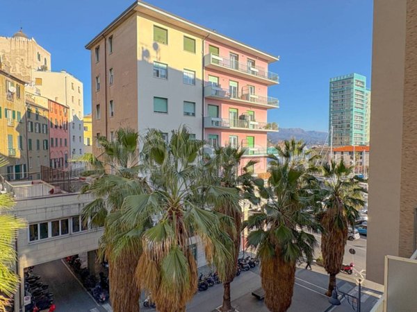 appartamento in vendita a Savona in zona Centro Storico