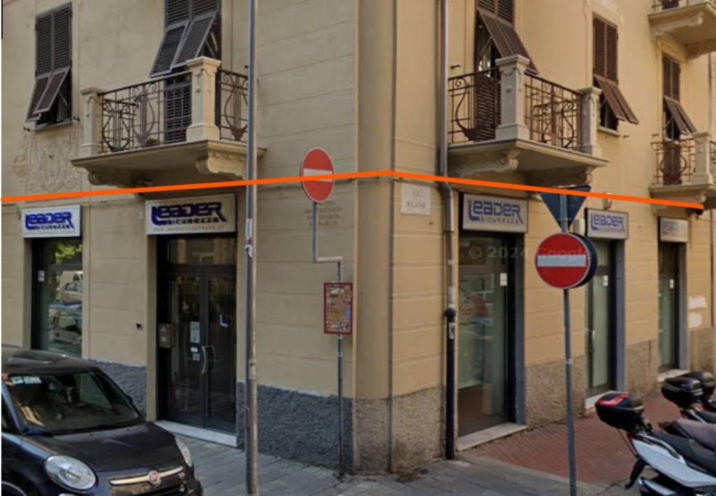 negozio in vendita a Savona in zona Centro Storico