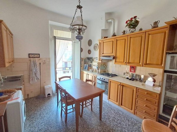 appartamento in vendita a Savona in zona Centro Storico