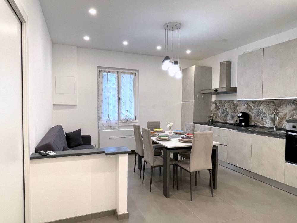 appartamento in vendita a Savona in zona Centro Storico