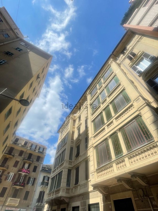 appartamento in vendita a Savona in zona Centro Storico