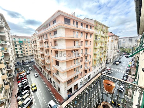 appartamento in vendita a Savona in zona Centro Storico