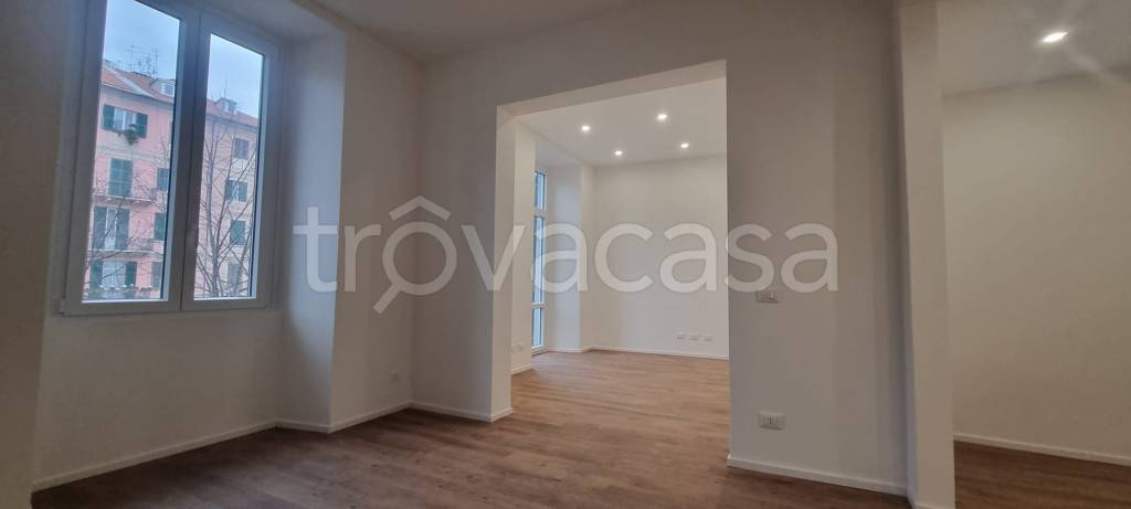 appartamento in vendita a Savona in zona Centro Storico