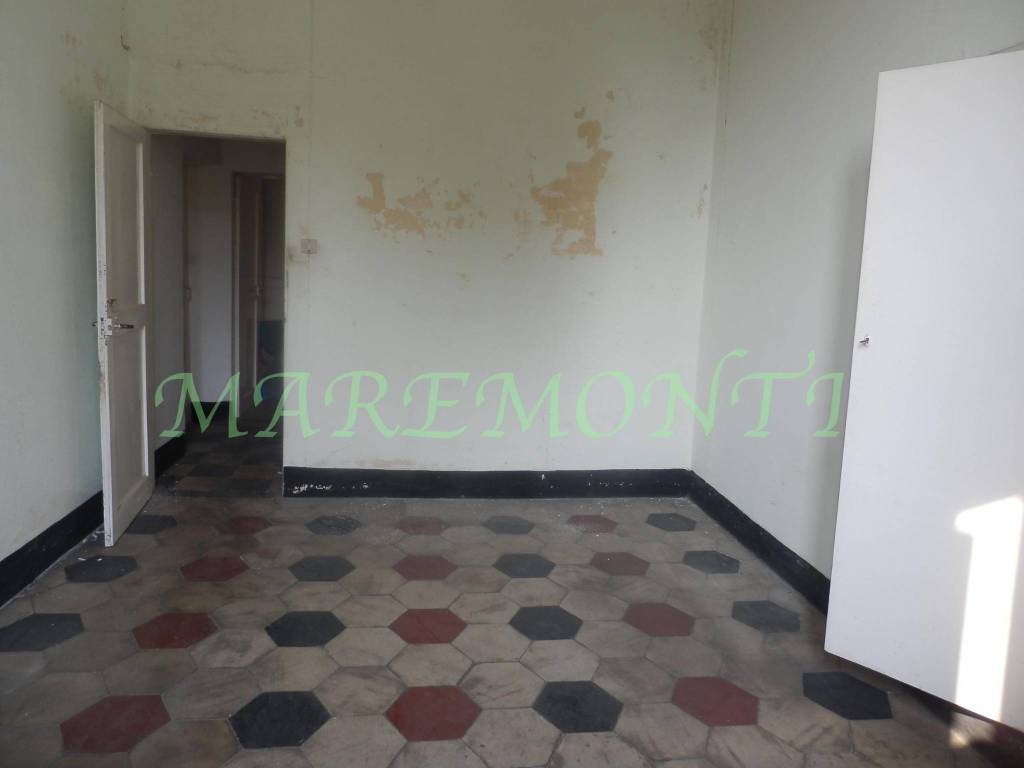 appartamento in vendita a Savona in zona Centro Storico