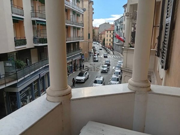 appartamento in vendita a Savona in zona Centro Storico