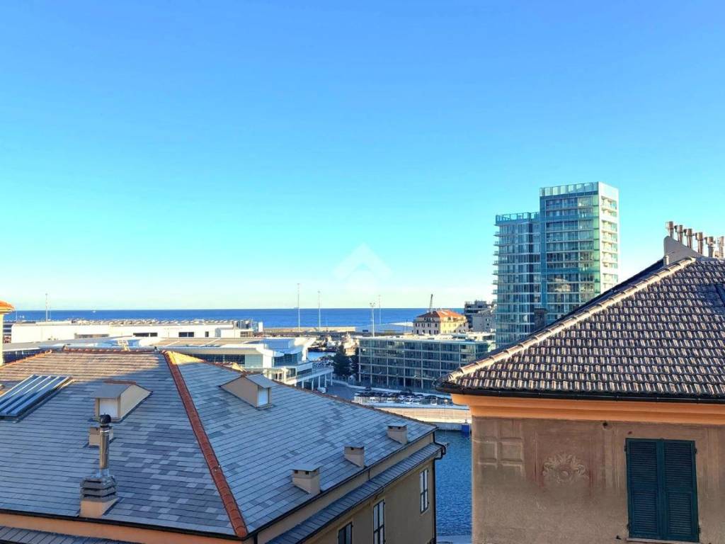 appartamento in vendita a Savona in zona Centro Storico