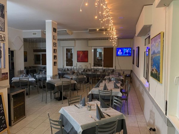 negozio in vendita a Savona