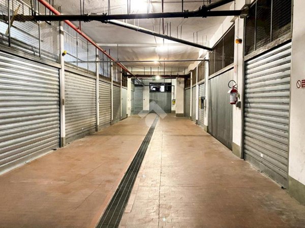 locale di sgombero in vendita a Savona