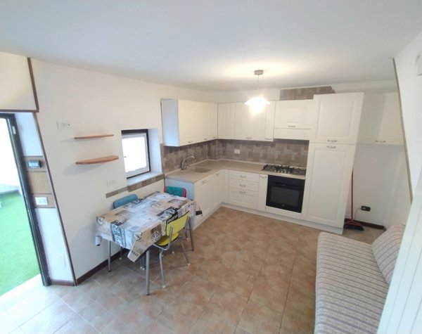 casa semindipendente in vendita a Savona in zona Madonna del Monte