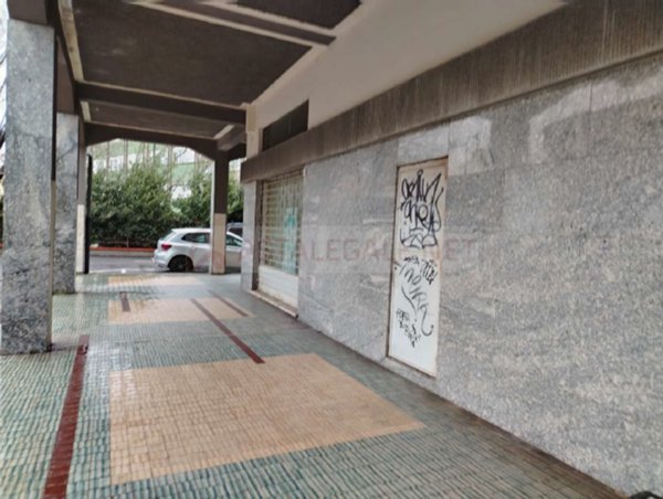 negozio in vendita a Savona