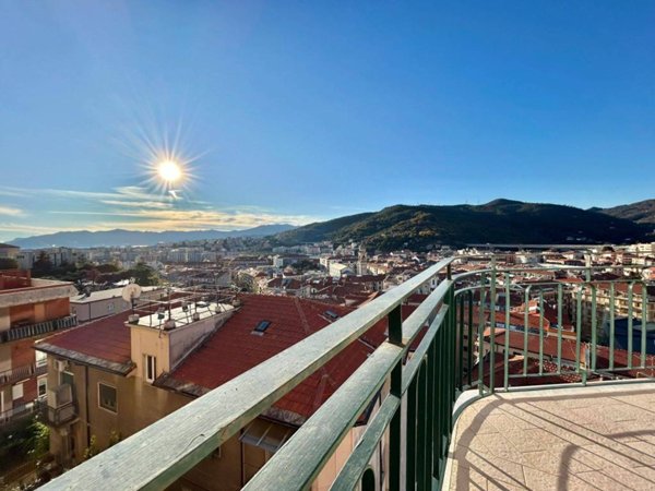 appartamento in vendita a Savona
