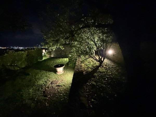 casa indipendente in vendita a Savona in zona Madonna del Monte